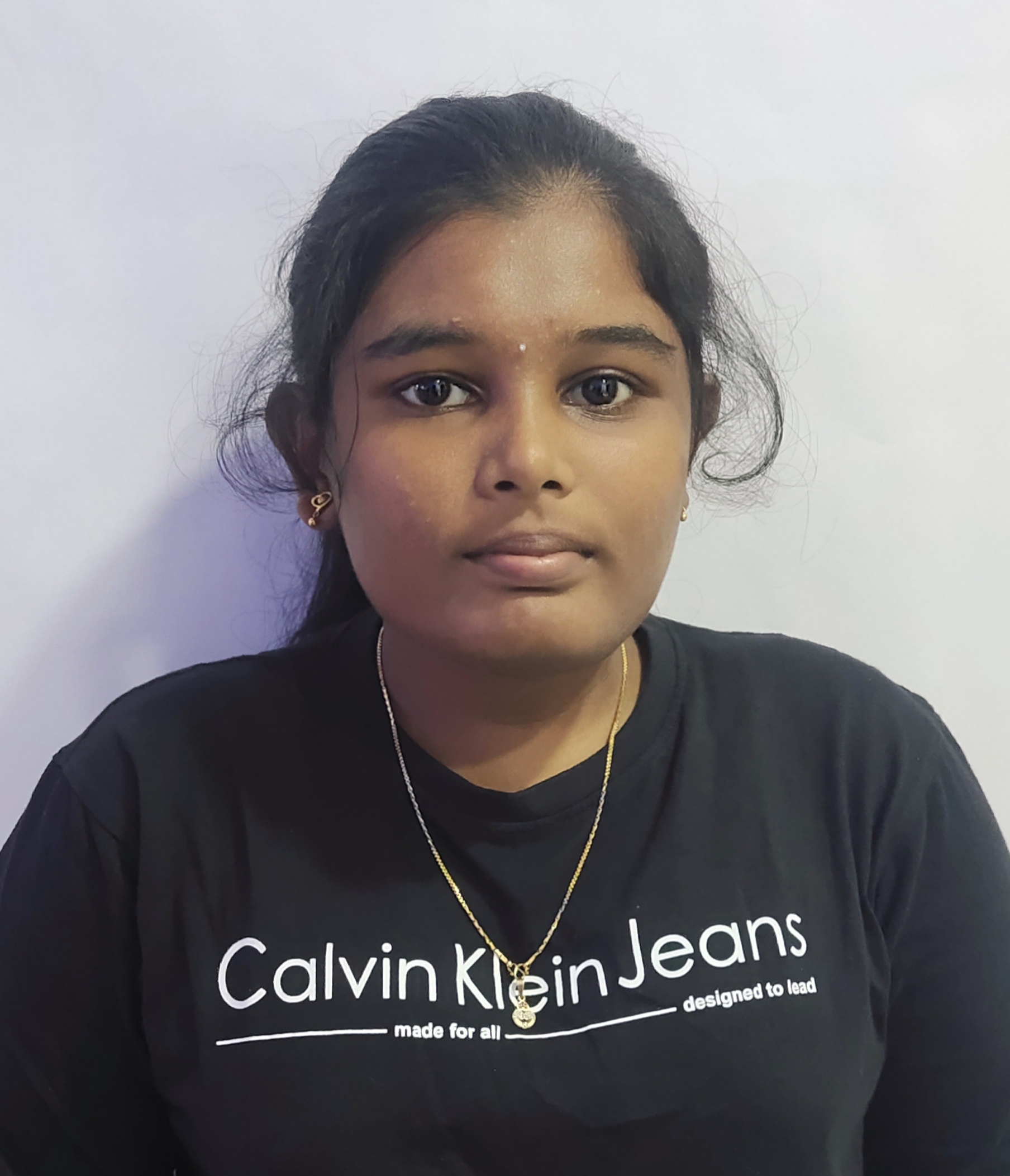 Kiruthika T